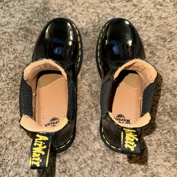 Dr. Martens 2976 patent leather Chelsea boot - Picture 10 of 13